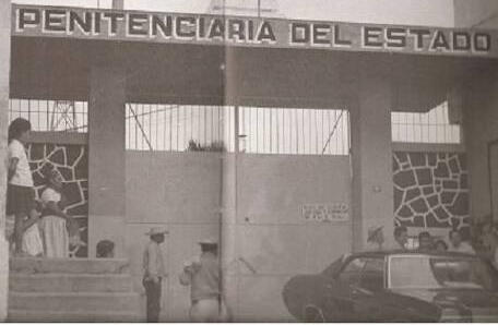 Photo de la Antigua Peni antes de ser demolida